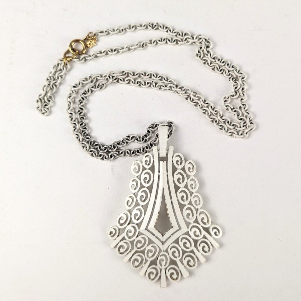 Vintage Trifari White Metal Statement Necklace